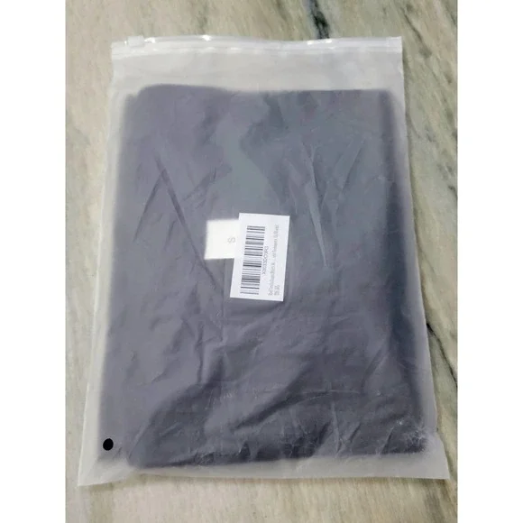 Tesla Black Red Logo Cotton T-Shirt Small NWT - Picture 6 of 6